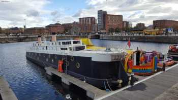 Titanic Boat Hotel