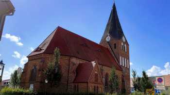 Neukalen evangelische Kirche St. Johannes