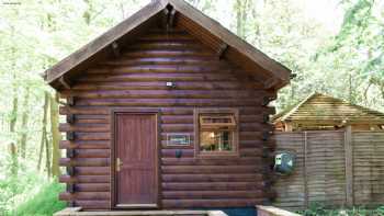 Redbrick Woodland Lodges