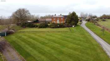 Crondon Park Farmhouse Bed and Breakfast