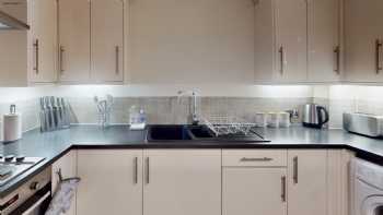 Niche Serviced Apartments