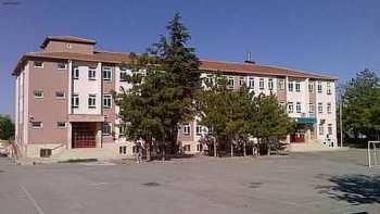 Meram Alparslan Anadolu Lisesi