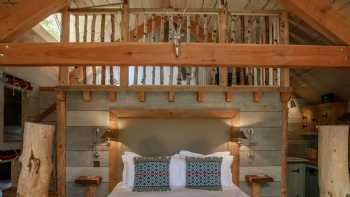 Bredon Hill Treehouses