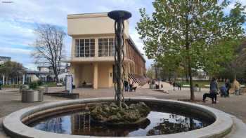 Der Weg der Sole aus der Erde-Brunnen, Bad Rothenfelde (1973)