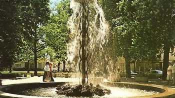 Der Weg der Sole aus der Erde-Brunnen, Bad Rothenfelde (1973)