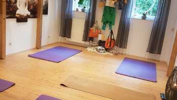 Raum für Bewegung und Energie Funktionstraining - Yoga - und Kinderkurse