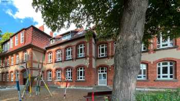 Wilhelm-Henneberg-Schule