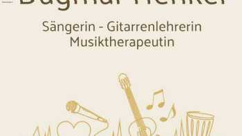 Dagmar Henkel - Gitarrenlehrerin, Sängerin & Musiktherapeutin