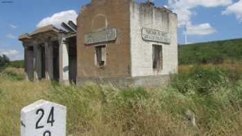 Antigua Estación F.F.C.C. Manzanal del Barco-Santa Eufemia