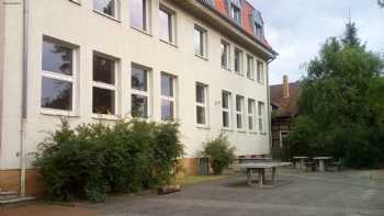 Schule unterm Regenbogen