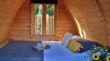 Bowses Hill Farm - Glamping & Camping