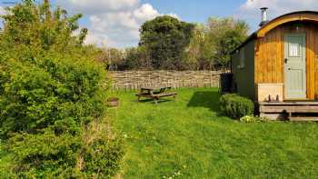 Walnut Tree Farm Camping, Shepherds Huts & Bunk House