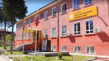 Araç Çok Programlı Anadolu Lisesi