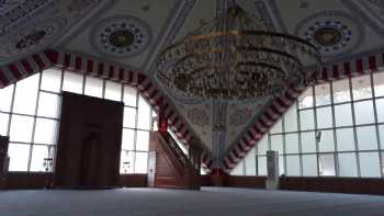 Kumru Merkez Camii