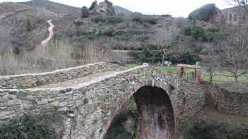 Puente de Robres del Castillo