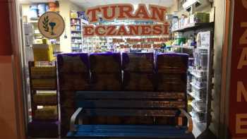 Turan Eczanesi