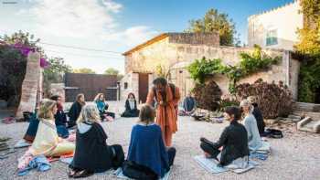 Yoga Retreats Mallorca - 200/300 Yoga Teachers Training in Spain