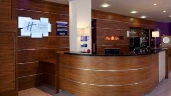 Holiday Inn Express London - Newbury Park, an IHG Hotel