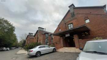 Lucy Cavendish College Guest Rooms