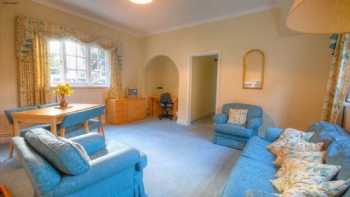 Lucy Cavendish College Guest Rooms