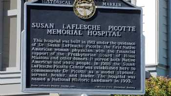 Susan LaFlesche Picotte Memorial Hospital Historical Marker