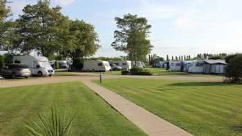 Delph Bank Touring Park