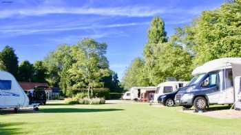 Delph Bank Touring Park