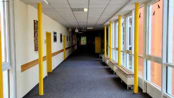 Verbundene Haupt- u. Realschule mit Grundschule