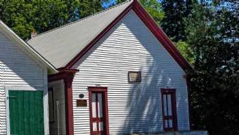 District 6 Schoolhouse Lyndon Center