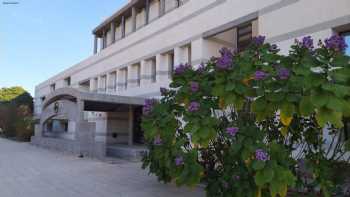 Facultad de Ciencias Económicas y Empresariales