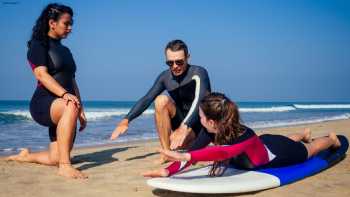 HOKALI Surf Lessons