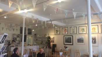 Spotty Dog Tea Room & Gallery