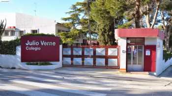 Julio Verne School