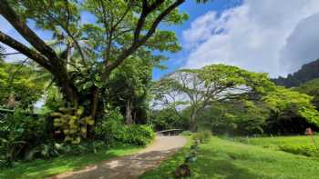 Kualoa Ranch Education Programs