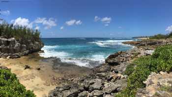 Labyrinth at MomiLaniKai