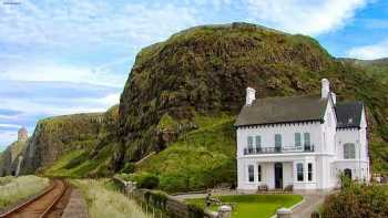 Downhill Beachhouse