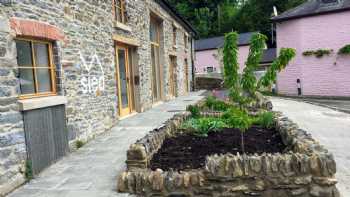 Y Sied HQ - Cookery & Gardening School