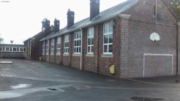 Cwmnedd Primary School