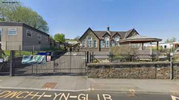 Ysgol Gymraeg Teilo Sant