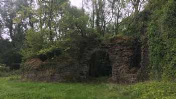 Llangybi Castle