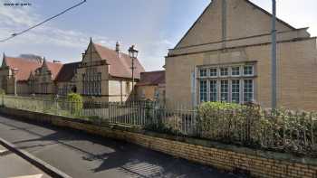 Cantref Primary School