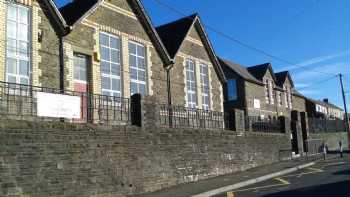 Ysgol Gymraeg Tonyrefail