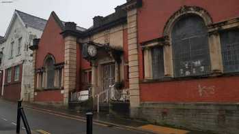 Llyfrgell Treharris Library