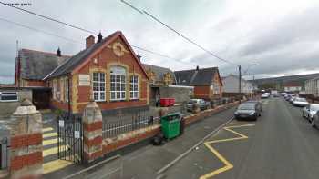 Parcyrhun County Primary School