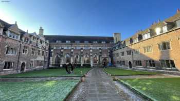 Pembroke College