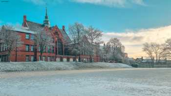 Hulme Grammar School