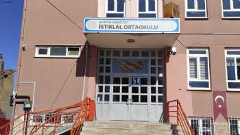 İSTİKLAL ORTAOKULU