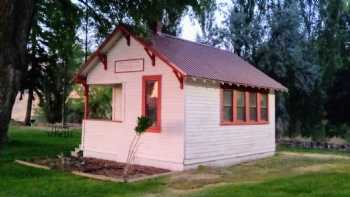 Heppner Schoolhouse