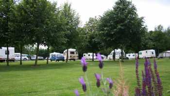 Cirencester Park Caravan and Motorhome Club Campsite