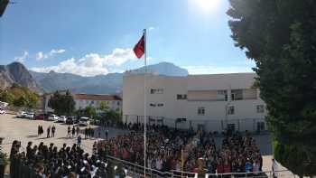 12 Haziran Anadolu Lisesi